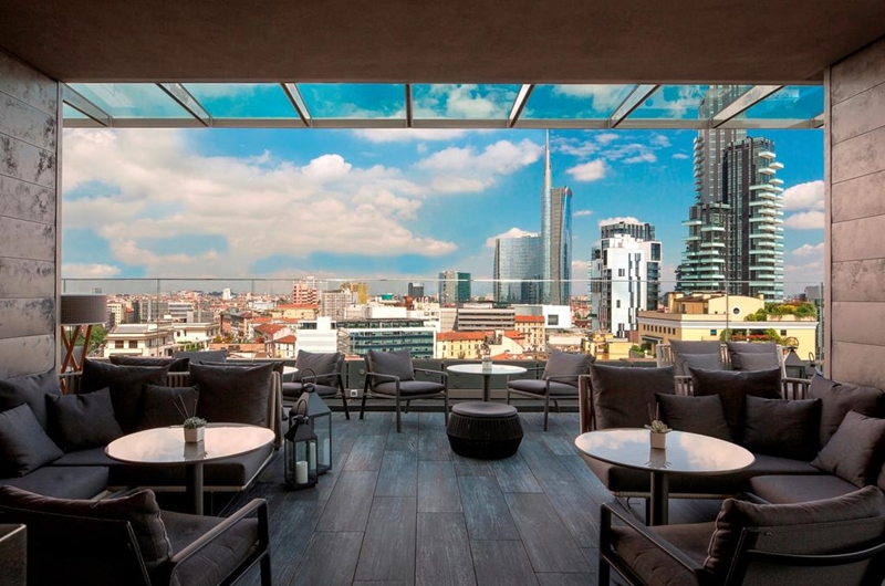 radio rooftop bar